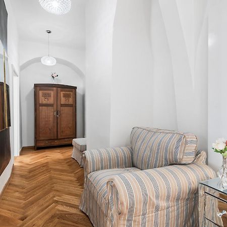 Old Town Square Apartments By Michal&Friends Praga Exterior foto